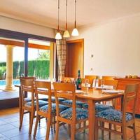 Villa in Spain, Comunitat Valenciana, Alicante, 270 sq.m.