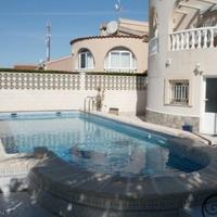 Villa in Spain, Comunitat Valenciana, Alicante, 200 sq.m.