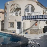 Villa in Spain, Comunitat Valenciana, Alicante, 200 sq.m.