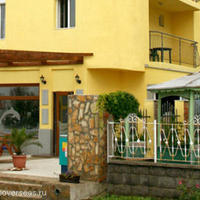 Hotel in the city center, at the first line of the sea / lake in Bulgaria, Burgas Province, Elenite