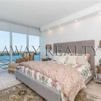 Flat in the city center in the USA, Florida, Bahama Beach, 144 sq.m.