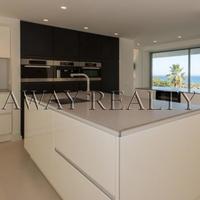 House in the suburbs in Spain, Andalucia, 485 sq.m.