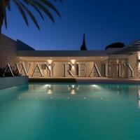 House in the suburbs in Spain, Andalucia, 485 sq.m.