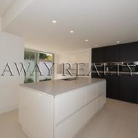 House in the suburbs in Spain, Andalucia, 485 sq.m.