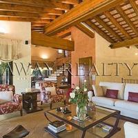 Дом в пригороде в Испании, Андалусия, Марбелья, 689 кв.м.