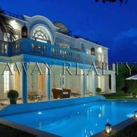 Villa in the suburbs in Guyane, 230 sq.m.