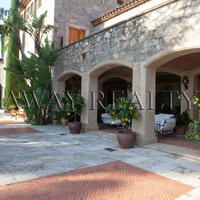 Дом в пригороде в Испании, Каталония, Камбрилс, 1239 кв.м.