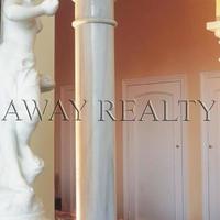 Дом в центре города в Испании, Каталония, Барселона, 650 кв.м.