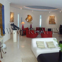 Villa in the suburbs in Guyane, 1860 sq.m.