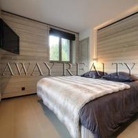 Chalet in the suburbs in Guyane, 400 sq.m.