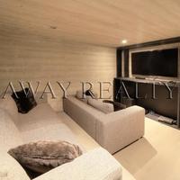 Chalet in the suburbs in Guyane, 400 sq.m.