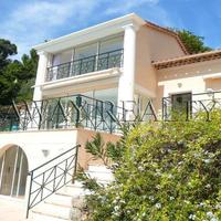 Villa in the suburbs in Guyane, 156 sq.m.