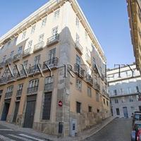 Flat in the city center in Portugal, Lisbon, 107 sq.m.