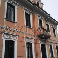 Вилла в пригороде в Италии, Комо, 630 кв.м.