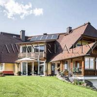 Chalet in the suburbs in Austria, Sсhwaighof, 737 sq.m.