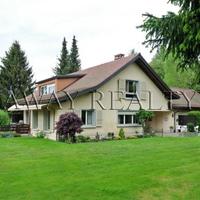 Villa in the suburbs in Switzerland, Villeneuve, 350 sq.m.