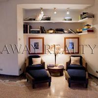 Дом в центре города в Италии, Сан-Донино, 250 кв.м.