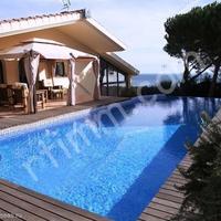 House in Spain, Catalunya, Girona, 414 sq.m.