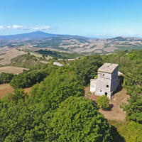 Дом в пригороде в Италии, Пьенца, 340 кв.м.