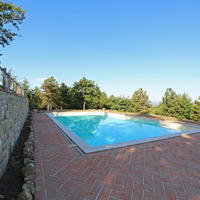 Дом в пригороде в Италии, Пьенца, 130 кв.м.