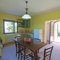 Дом в пригороде в Италии, Пьенца, 130 кв.м.