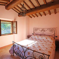 Дом в пригороде в Италии, Пьенца, 130 кв.м.