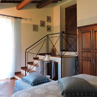 Дом в пригороде в Италии, Тоскана, Пьенца, 225 кв.м.