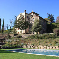 Замок в пригороде в Италии, Умбриатико, 971 кв.м.