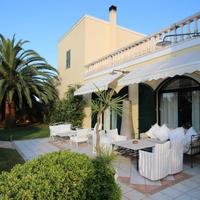 House in the suburbs in Italy, Savignano Irpino, 690 sq.m.