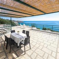 Aparthotel at the first line of the sea / lake, in the suburbs in Italy, Savignano Irpino, 430 sq.m.