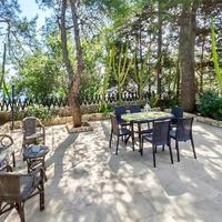 Aparthotel at the first line of the sea / lake, in the suburbs in Italy, Savignano Irpino, 430 sq.m.