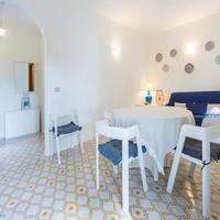 Aparthotel at the first line of the sea / lake, in the suburbs in Italy, Savignano Irpino, 430 sq.m.