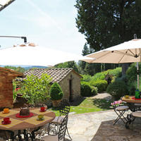 Villa in the suburbs in Italy, Pienza, 350 sq.m.