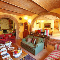Villa in the suburbs in Italy, Pienza, 350 sq.m.