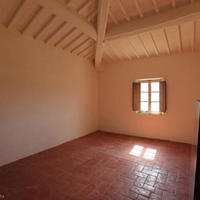 Дом в пригороде в Италии, Пьенца, 425 кв.м.