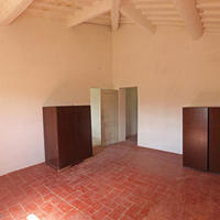 Дом в пригороде в Италии, Пьенца, 425 кв.м.