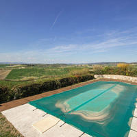 Вилла в пригороде в Италии, Пьенца, 400 кв.м.