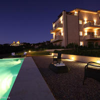 Apartment in the suburbs in Italy, Pienza, 127 sq.m.