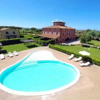 Отель (гостиница) в пригороде в Италии, Пиза, 550 кв.м.