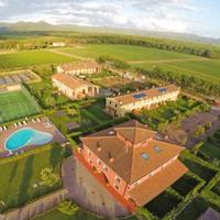 Отель (гостиница) в пригороде в Италии, Пиза, 550 кв.м.