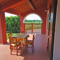 Отель (гостиница) в пригороде в Италии, Пиза, 550 кв.м.