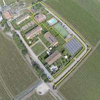 Отель (гостиница) в пригороде в Италии, Пиза, 550 кв.м.