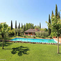 Дом в пригороде в Италии, Джано-дель-Умбрия, 350 кв.м.