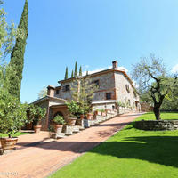 Дом в пригороде в Италии, Джано-дель-Умбрия, 350 кв.м.