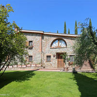 Дом в пригороде в Италии, Джано-дель-Умбрия, 350 кв.м.
