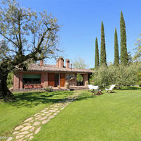 Дом в пригороде в Италии, Джано-дель-Умбрия, 350 кв.м.