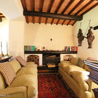 Дом в пригороде в Италии, Джано-дель-Умбрия, 350 кв.м.