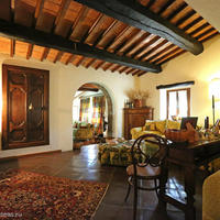 Дом в пригороде в Италии, Джано-дель-Умбрия, 350 кв.м.