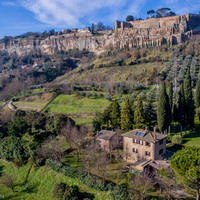 House in the suburbs in Italy, Umbriatico, 454 sq.m.