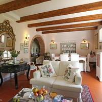 House in the suburbs in Italy, Pienza, 200 sq.m.